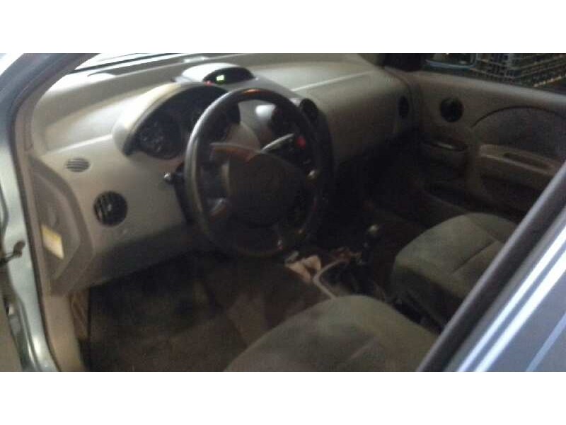 daewoo kalos del año 2004