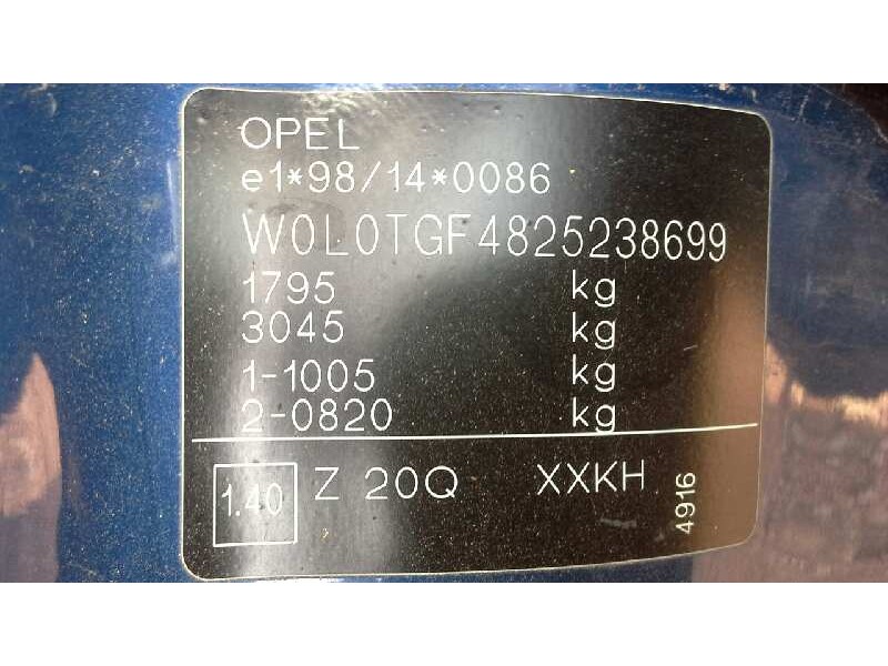 opel astra g berlina del año 2002