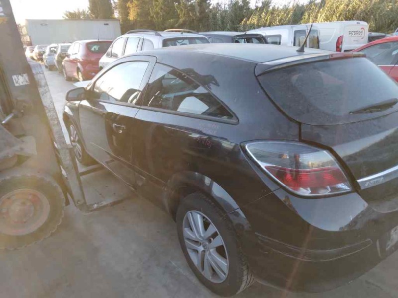 opel astra gtc del año 2008