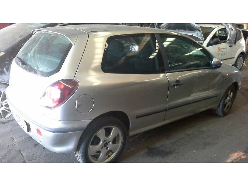 fiat bravo (182) del año 2001