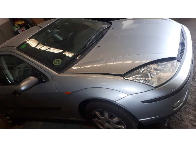 ford focus berlina (cak) del año 2003