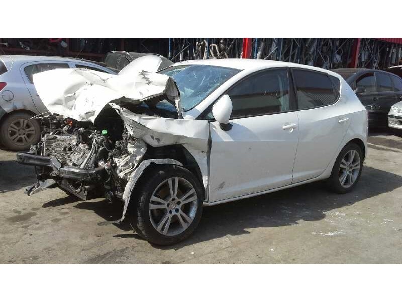 seat ibiza (6j5) del año 2011