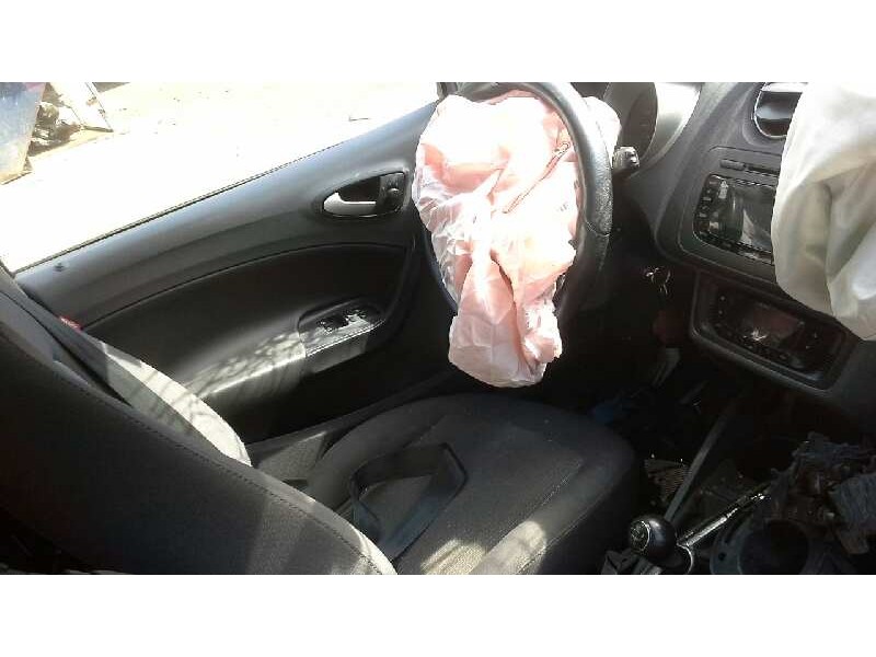 seat ibiza (6j5) del año 2011