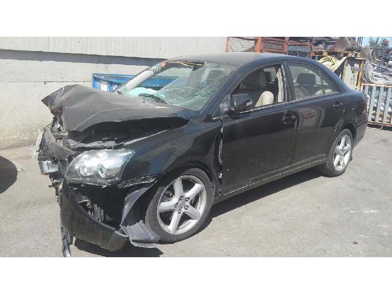 toyota avensis berlina (t25) del año 2008