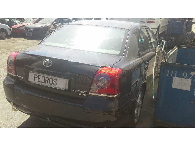 toyota avensis berlina (t25) del año 2008