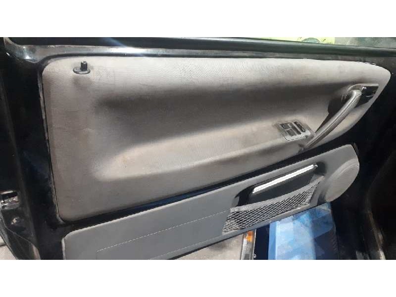 volkswagen lupo (6x1/6e1) del año 2000