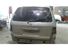 kia carnival ii del año 2004 2