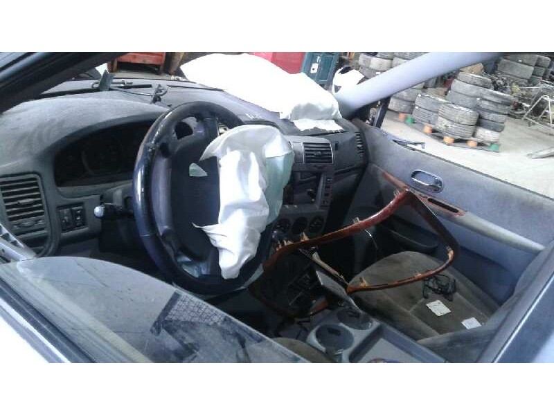 kia carnival ii del año 2004