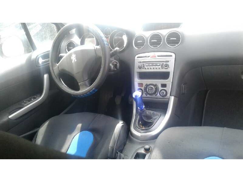 peugeot 308 del año 2008