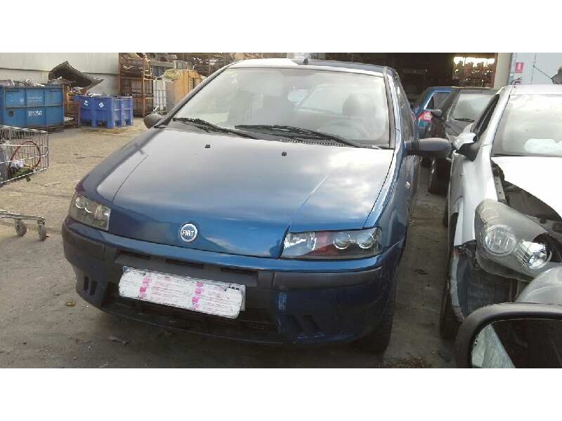fiat punto berlina (188) del año 2001