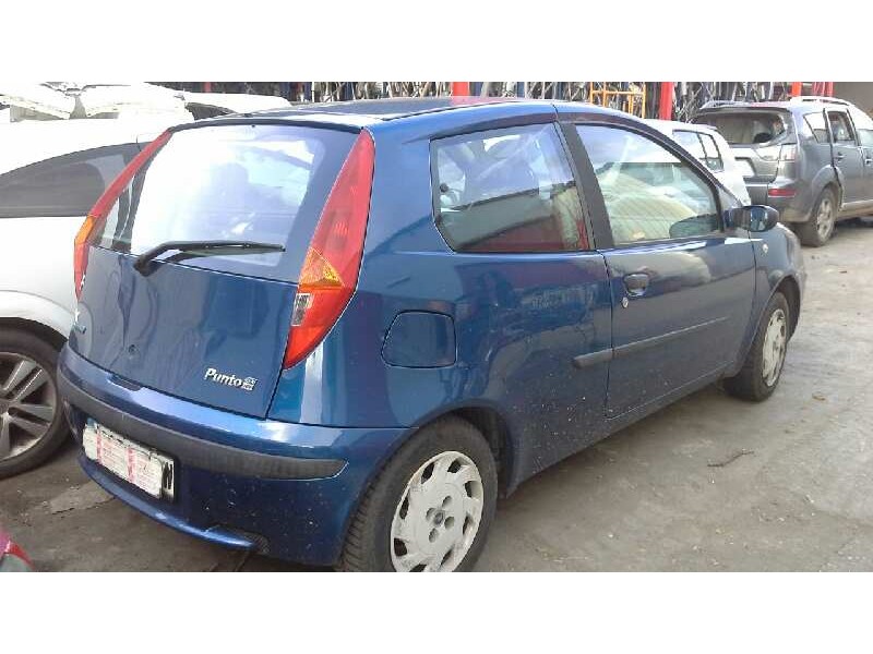 fiat punto berlina (188) del año 2001