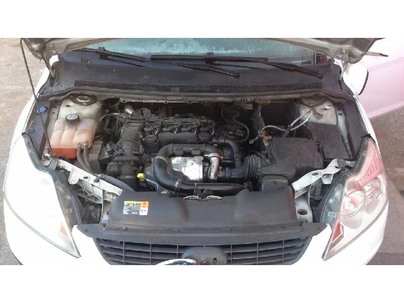 ford focus berlina (cap) del año 2008