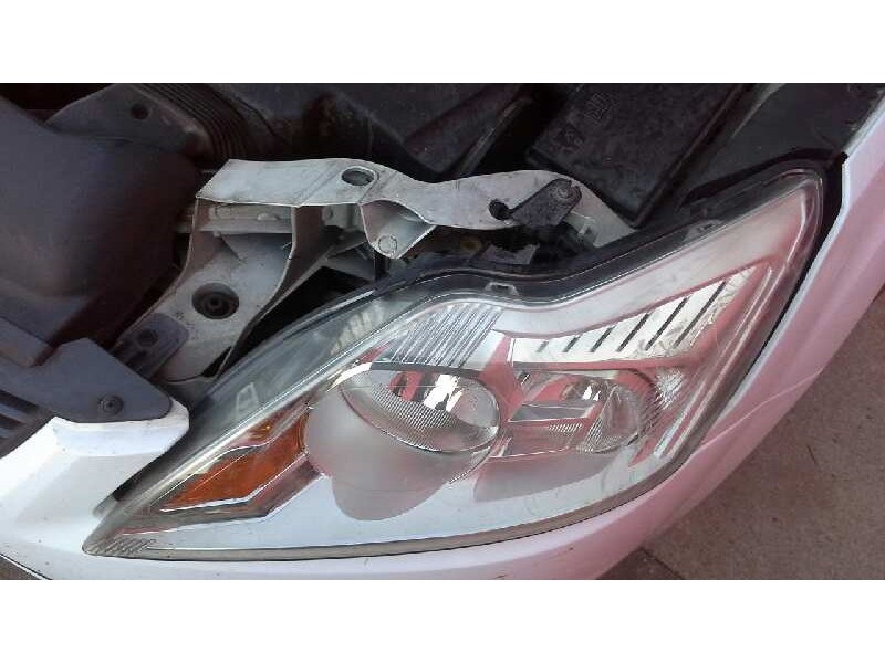 ford focus berlina (cap) del año 2008