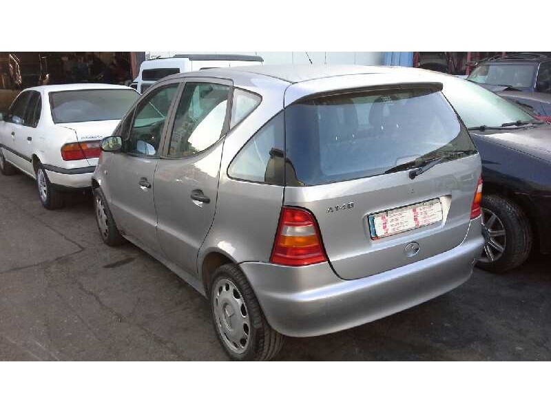 mercedes-benz clase a (w168) del año 2000