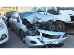 opel astra j lim. del año 2010 2