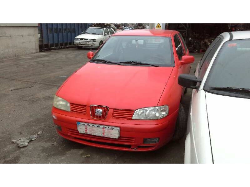 seat ibiza (6k1) del año 2001