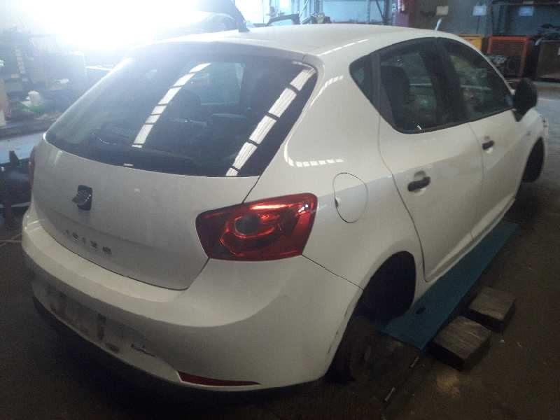seat ibiza (6j5) del año 2009