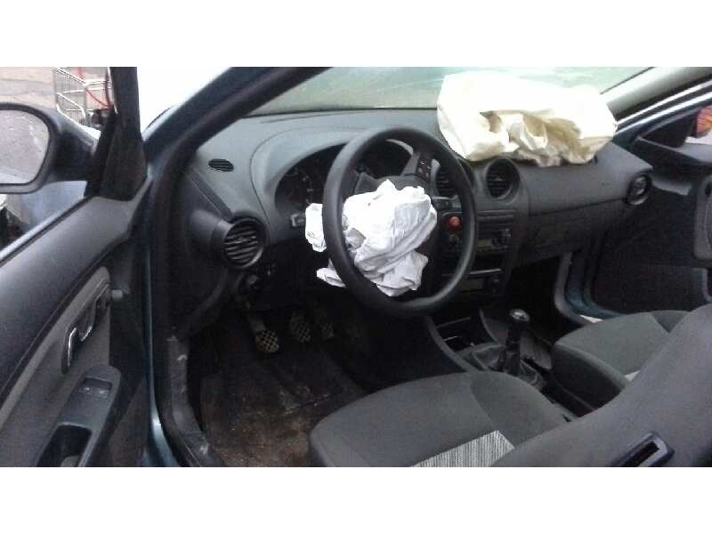 seat ibiza (6l1) del año 2005