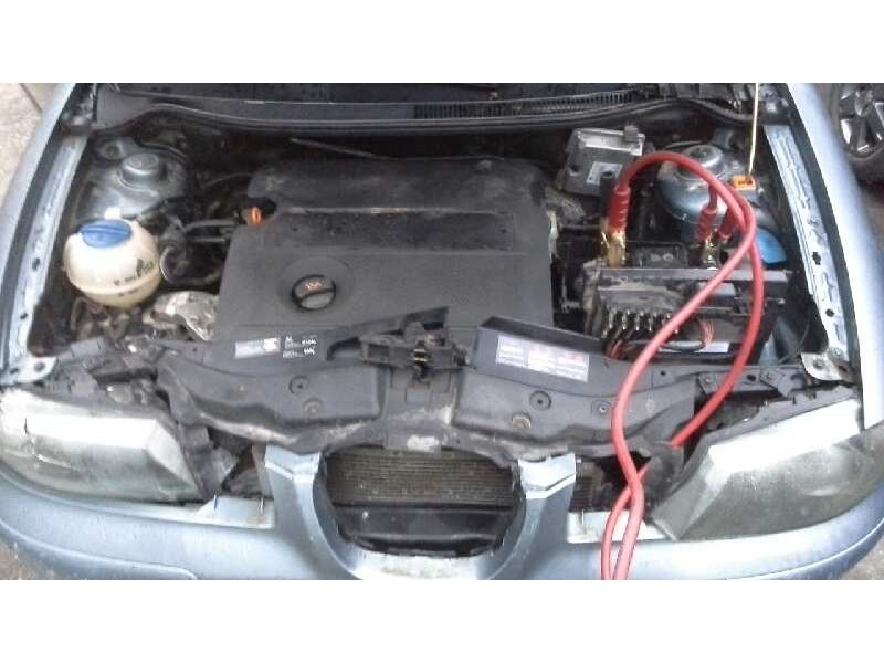 seat ibiza (6l1) del año 2005