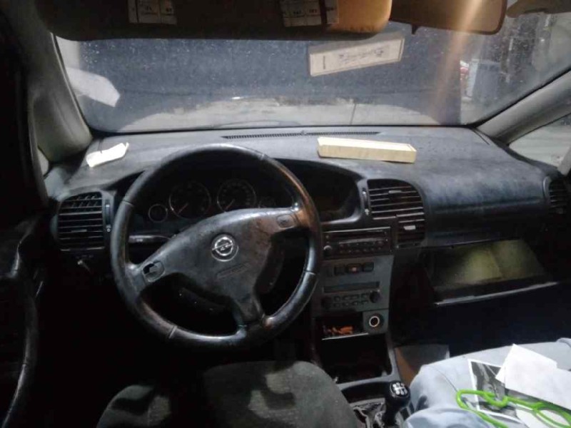 opel zafira a del año 2003
