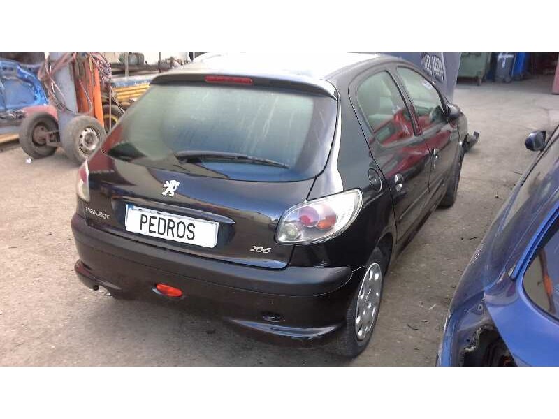 peugeot 206 berlina del año 2004