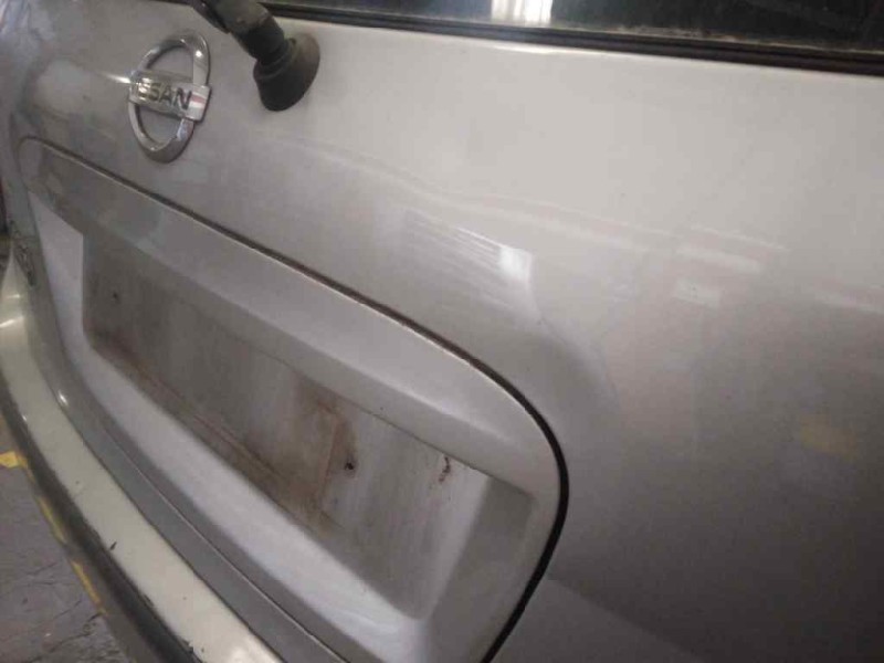 nissan almera tino (v10m) del año 2004