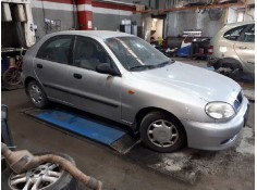 daewoo lanos del año 2000 2