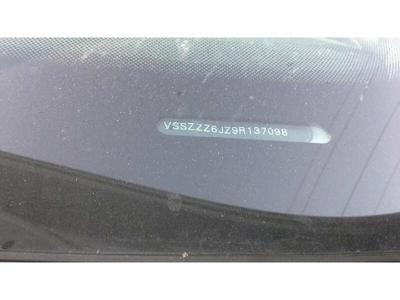 seat ibiza (6j5) del año 2009