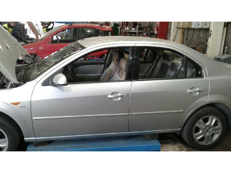 ford mondeo berlina (ge) del año 2001