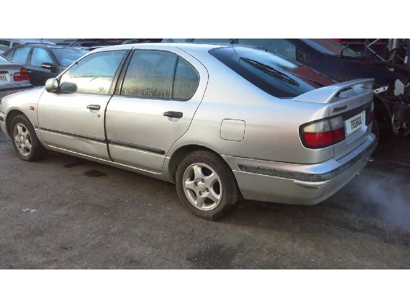 nissan primera berlina (p11) del año 1997