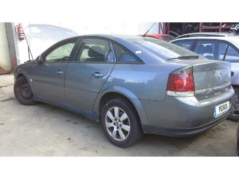 opel vectra c berlina del año 2005