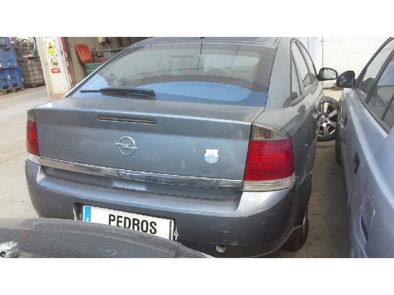 opel vectra c berlina del año 2005