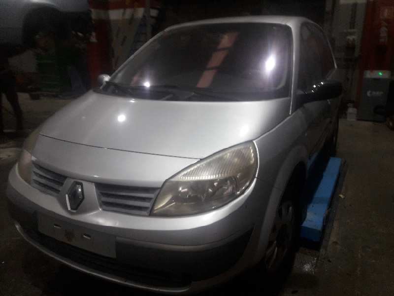 renault scenic ii del año 2006