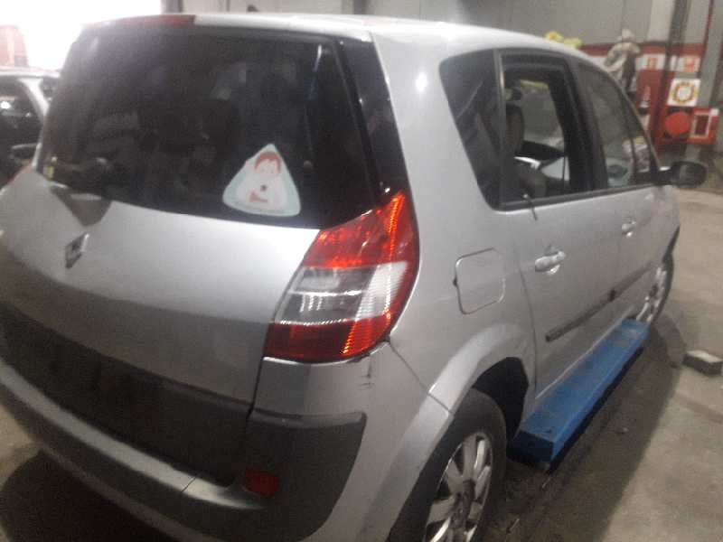 renault scenic ii del año 2006