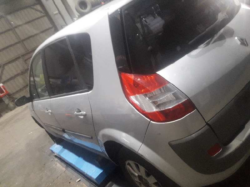 renault scenic ii del año 2006