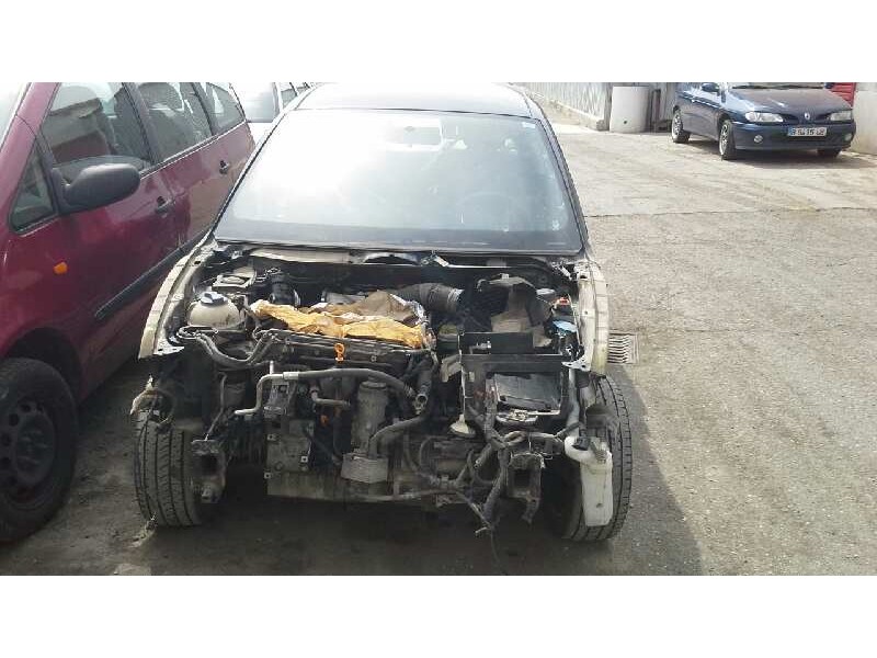 seat ibiza (6l1) del año 2002