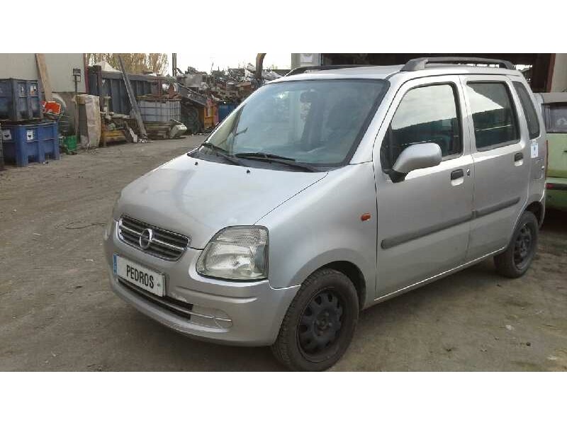 opel agila del año 2001