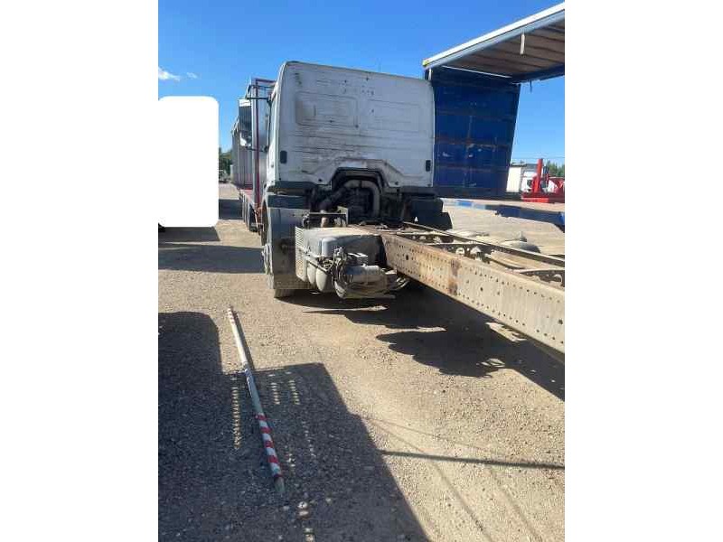 mercedes-benz axor 2-ejes 18 ton 2004  del año 2007