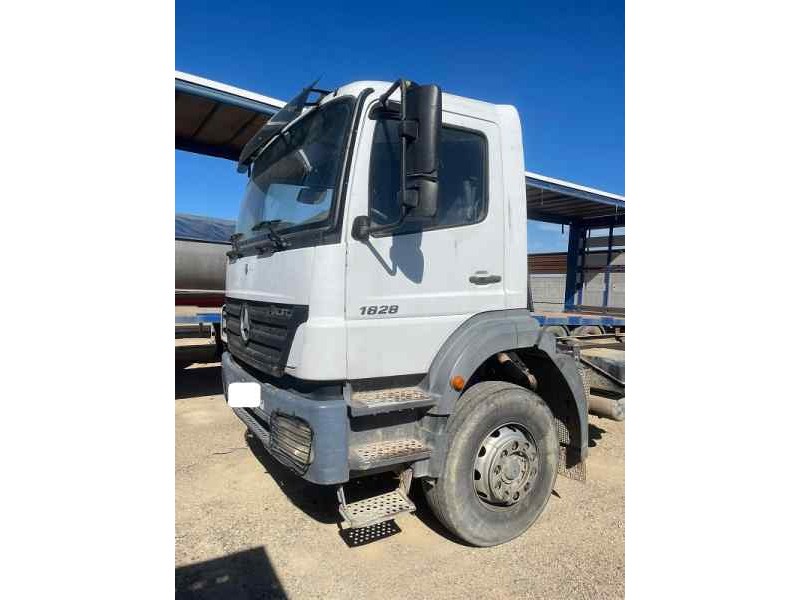mercedes-benz axor 2-ejes 18 ton 2004  del año 2007