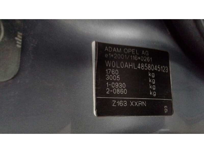 opel astra h berlina del año 2005