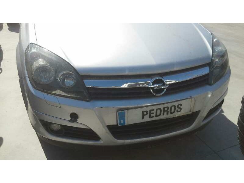 opel astra h berlina del año 2005