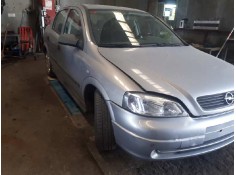 opel astra g berlina del año 2002