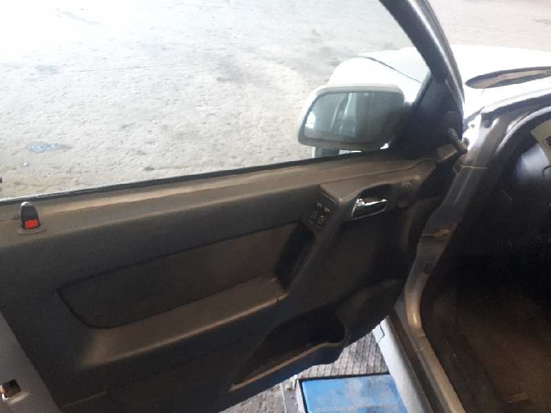 opel astra g berlina del año 2002