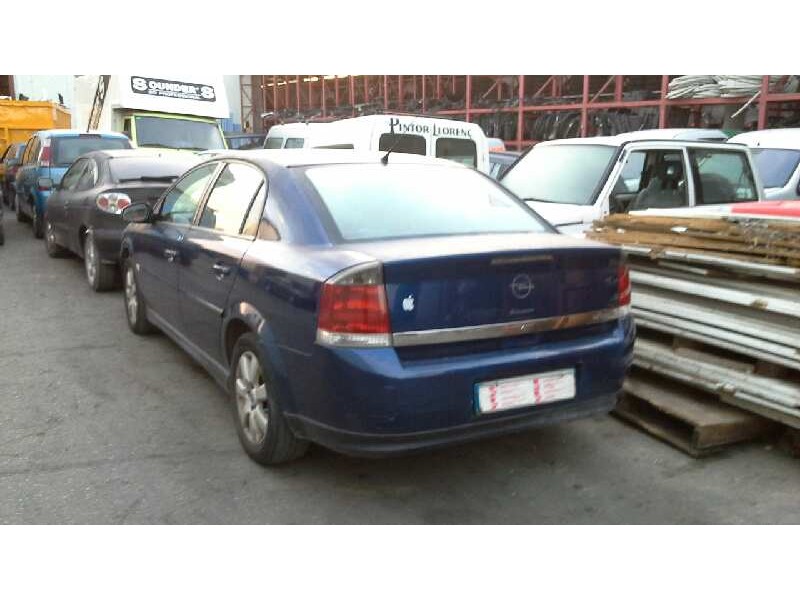 opel vectra c berlina del año 2005