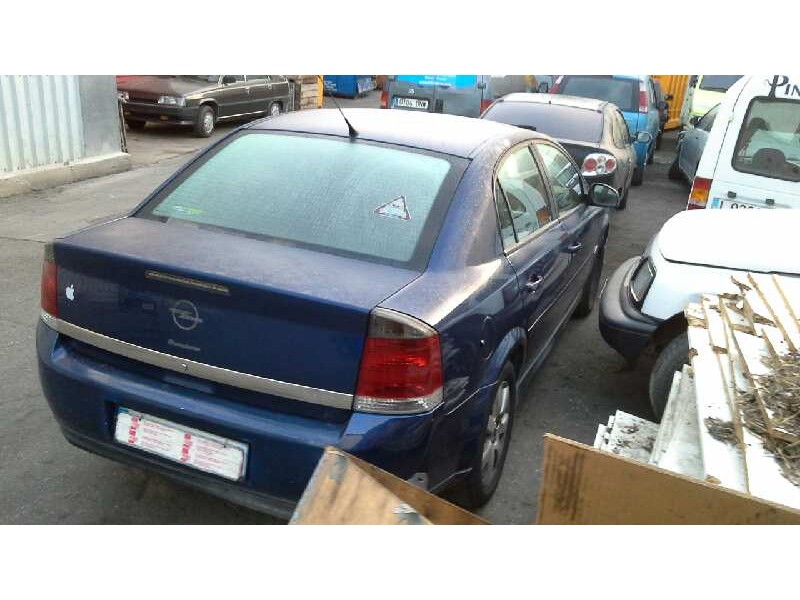 opel vectra c berlina del año 2005