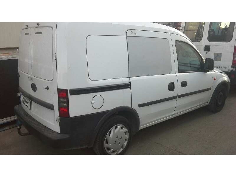 opel combo (corsa c) del año 2002