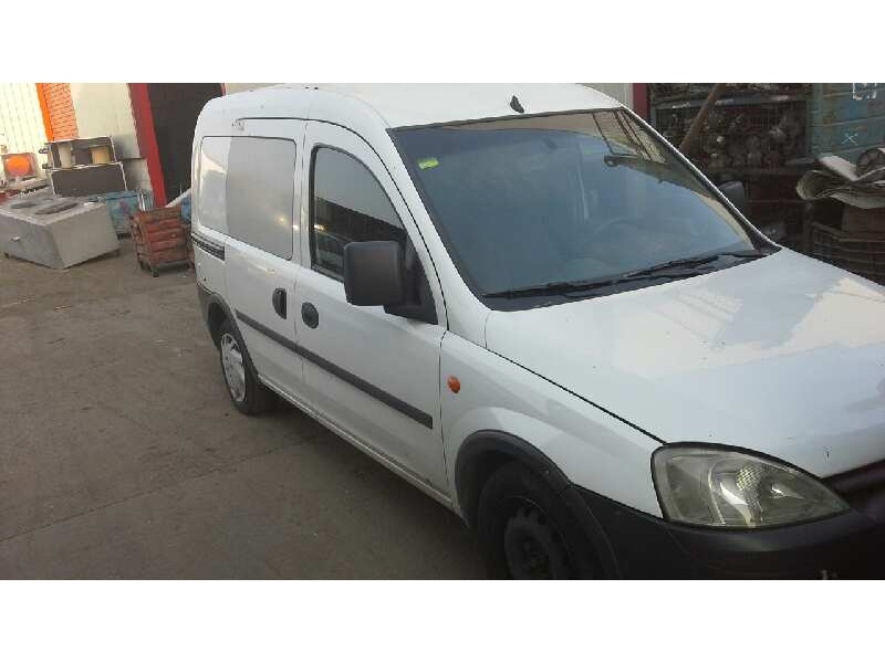 opel combo (corsa c) del año 2002