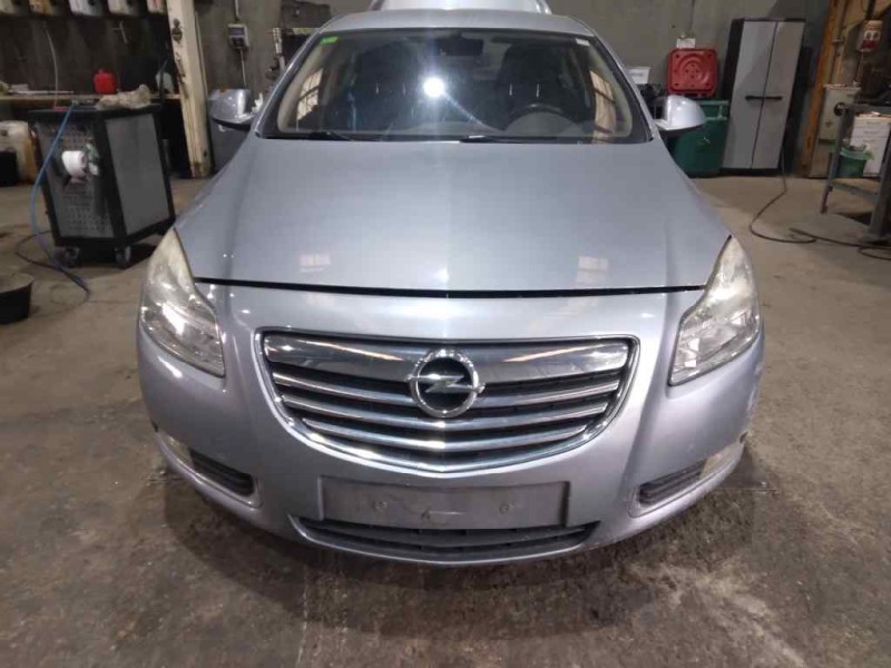 opel insignia berlina del año 2009