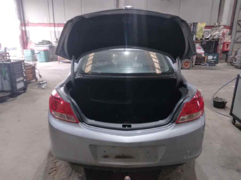 opel insignia berlina del año 2009