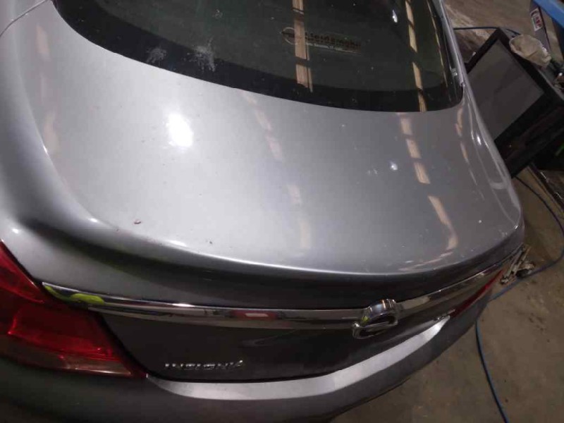 opel insignia berlina del año 2009